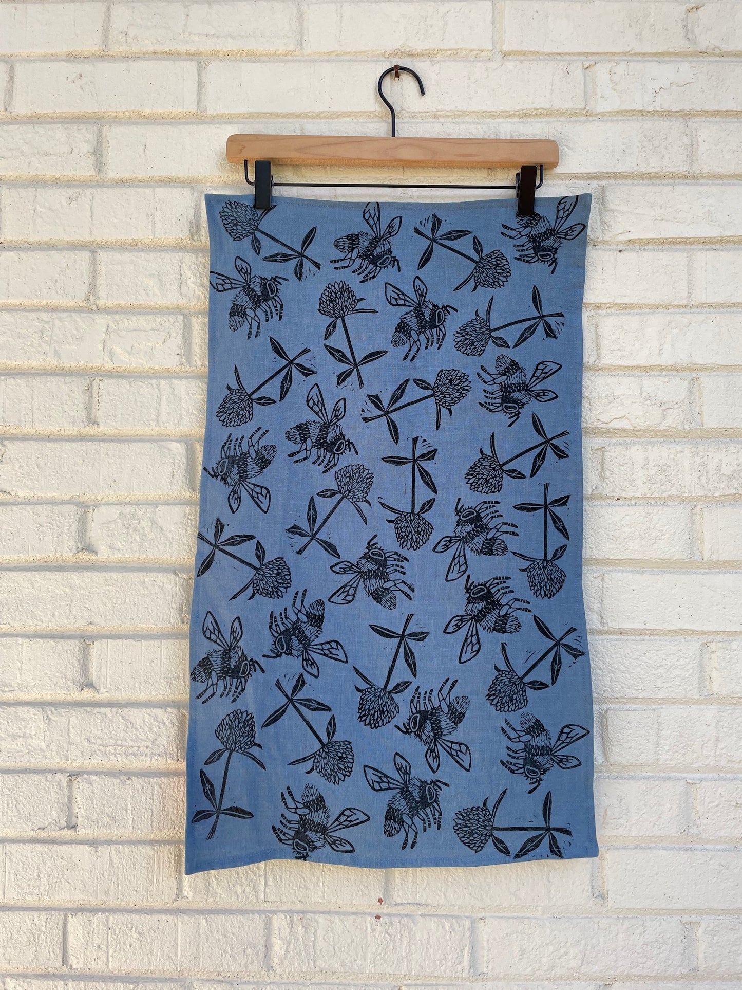 Linen Tea Towel: Bumble Bee on Cornflower