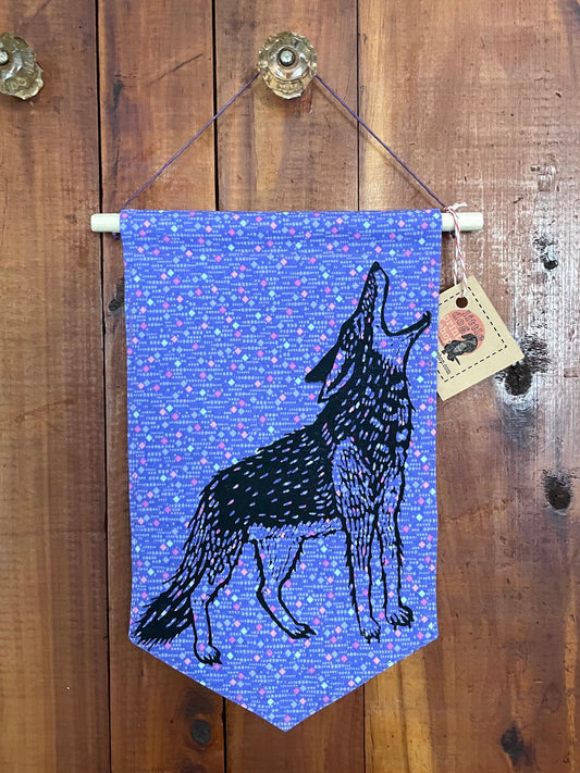 Tiny Banner with Coyote
