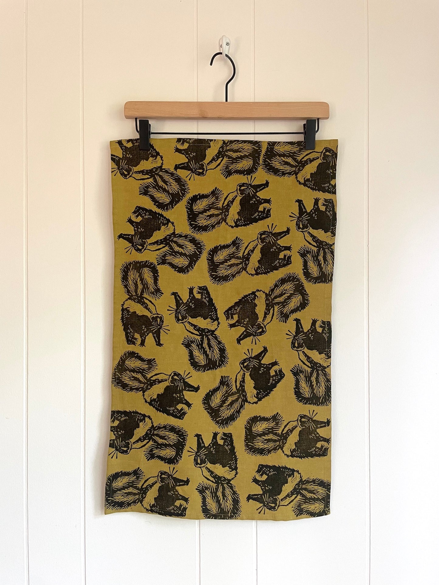 Linen Tea Towel: Skunk on Avocado