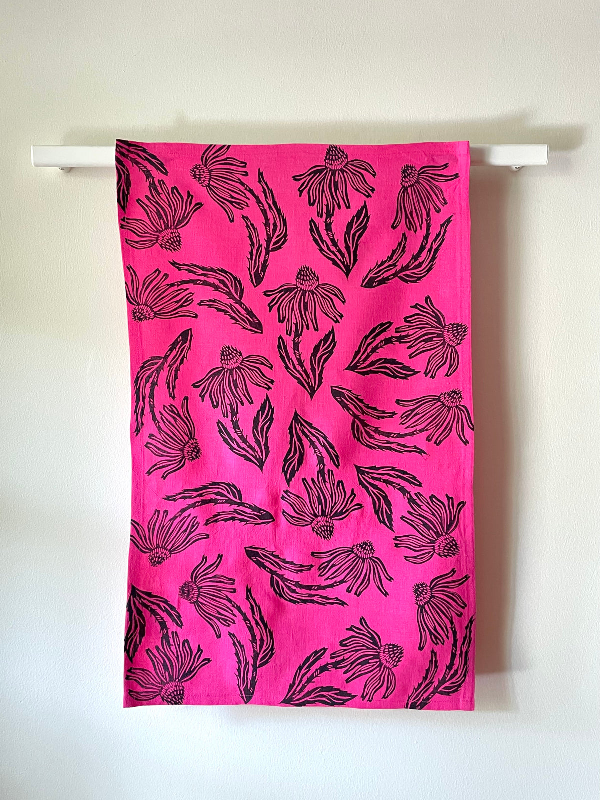 Linen Tea Towel: Coneflower on Fuchsia