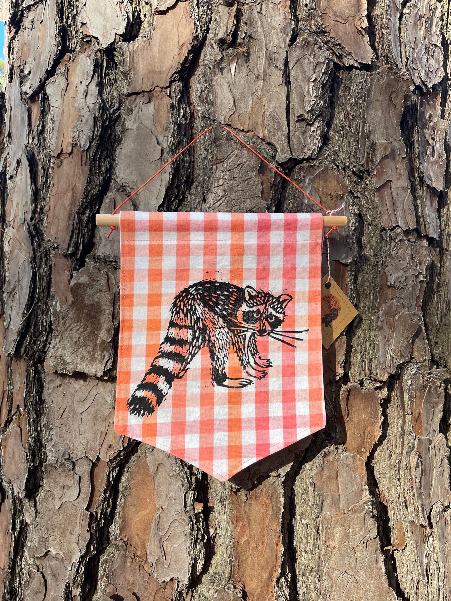 Tiny Banner with Raccoon