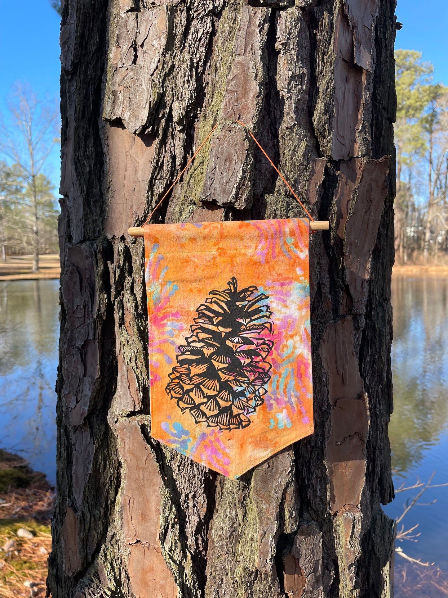 Tiny Banner with Pinecone