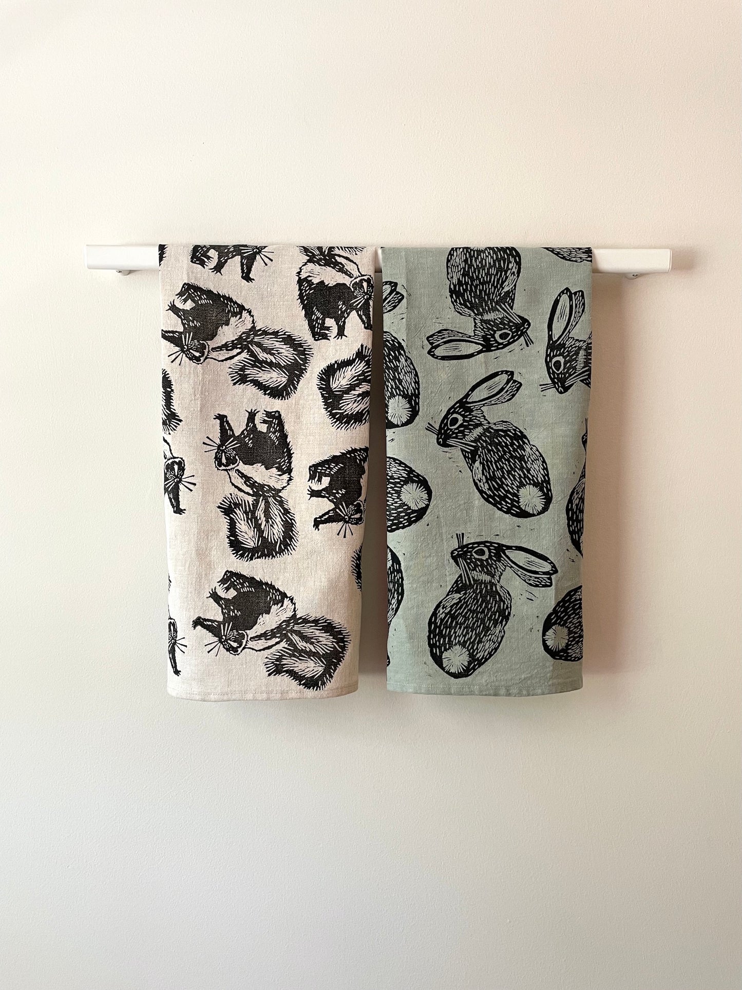 Linen Tea Towel: Skunk on Natural