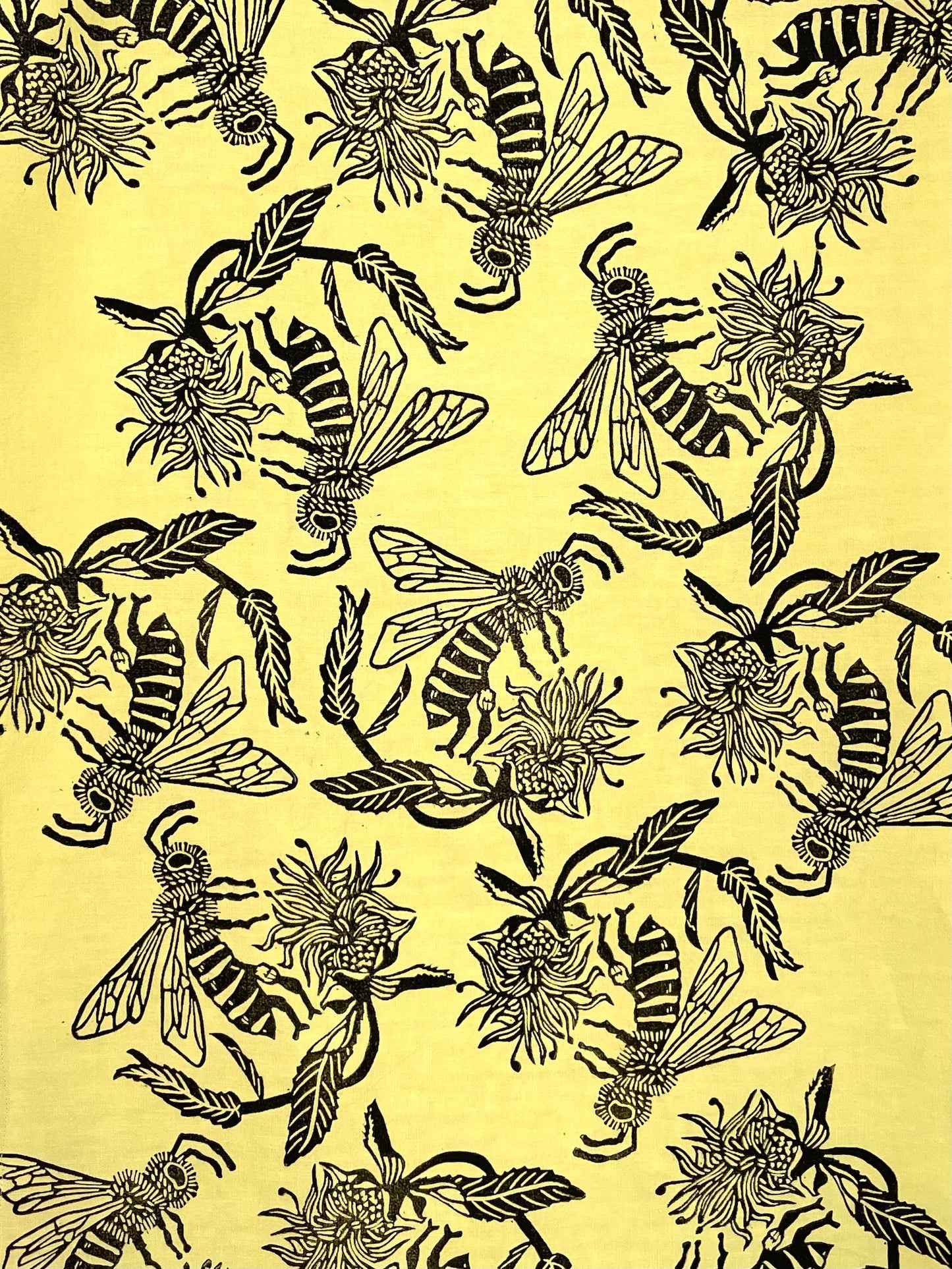 Linen Tea Towel: Honey Bee on Lemon