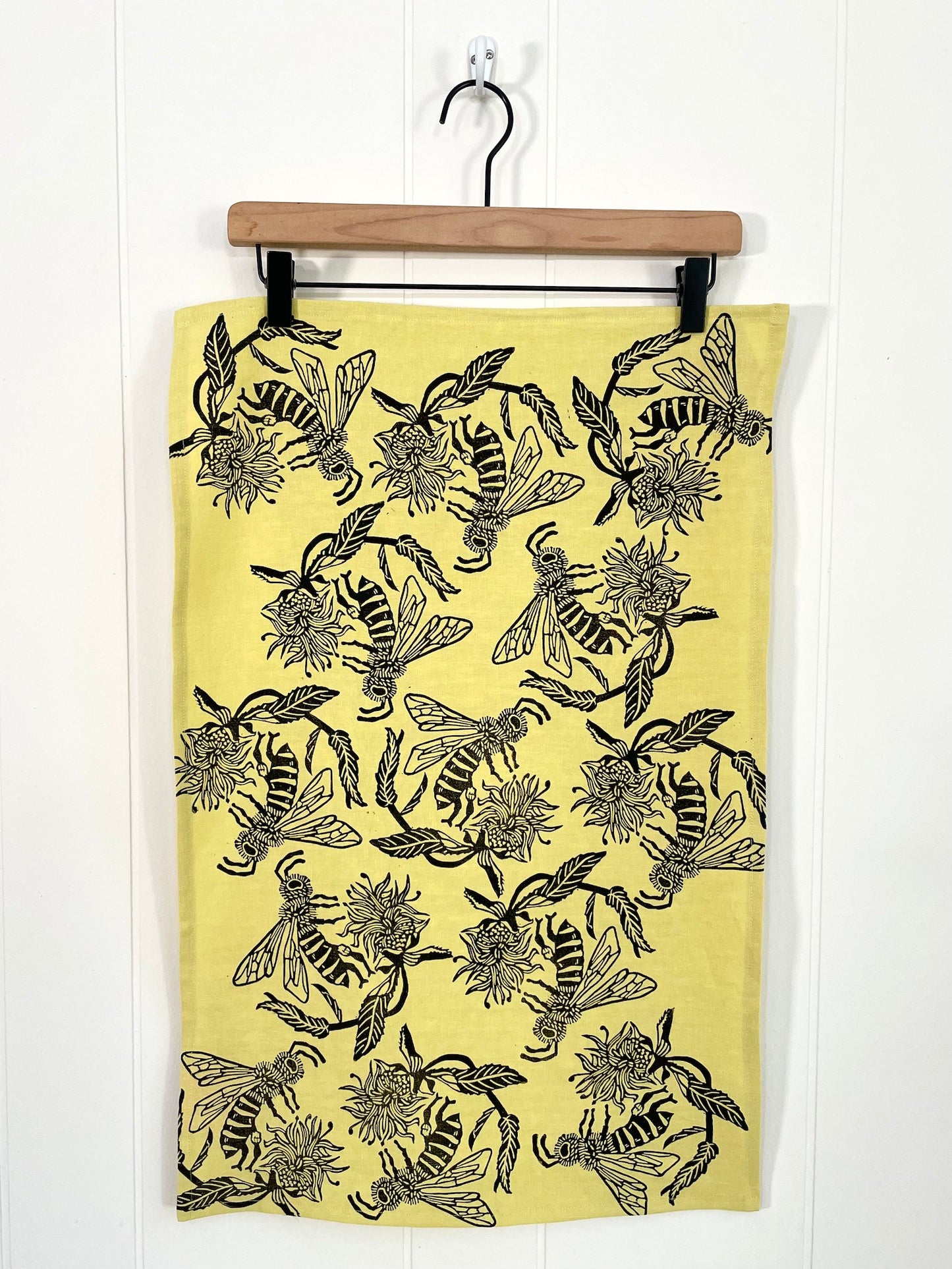 Linen Tea Towel: Honey Bee on Lemon