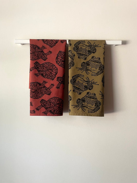 Cotton Tea Towel: Bullfrog on Forest